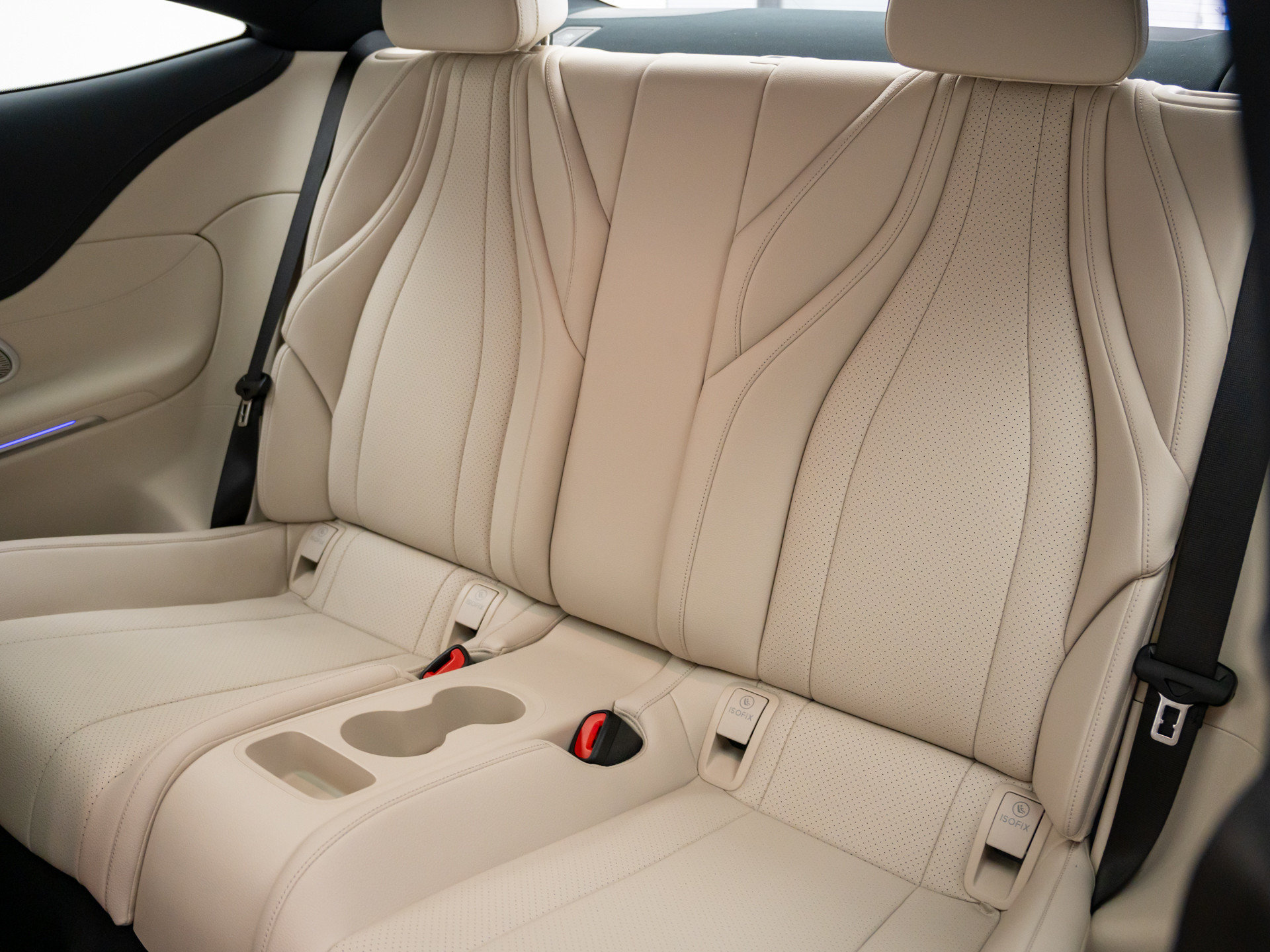 New 2027 Mercedes-Benz CLE 450 4MATIC Coupe image 16