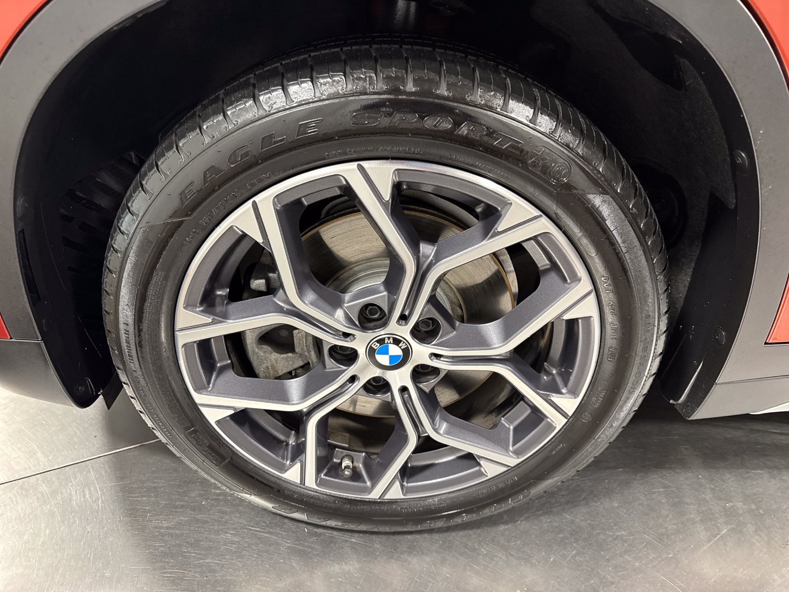 Used 2020 BMW X1 xDrive28i w/ Premium Package AWD/4WD image 2