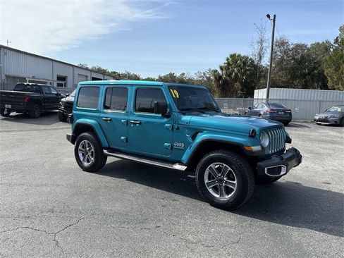 Used 2019 Jeep Wrangler Unlimited Sahara image 45