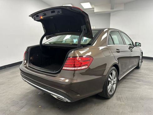 Used 2014 Mercedes-Benz E 350 4MATIC Sedan image 60