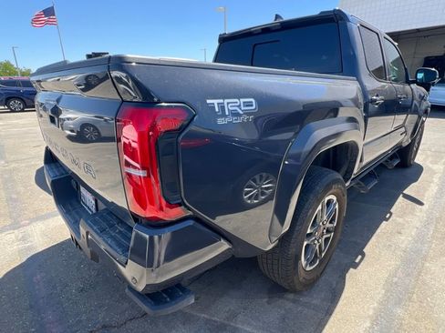 Used 2024 Toyota Tacoma TRD Sport w/ TRD Sport Upgrade Package AWD/4WD image 6