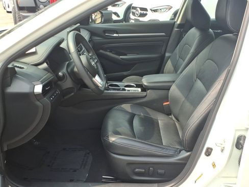 Used 2023 Nissan Altima 2.5 SL FWD image 12