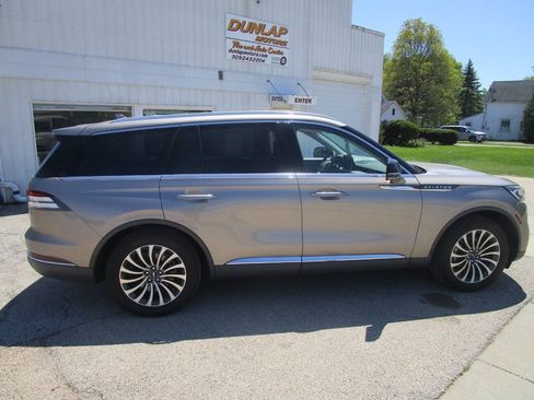 Used 2020 Lincoln Aviator Reserve w/ Equipment Group 201A AWD/4WD image 7