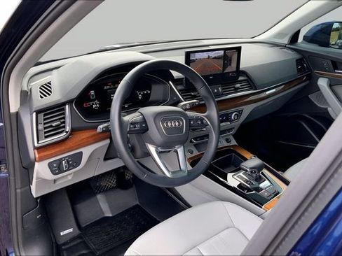 Used 2025 Audi Q5 Premium AWD/4WD image 14