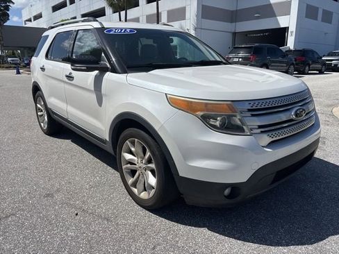 Used 2015 Ford Explorer XLT w/ Equipment Group 202A image 1