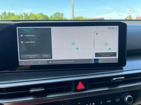 Used 2025 Kia Sorento EX w/ Panoramic Sunroof Package FWD image 18