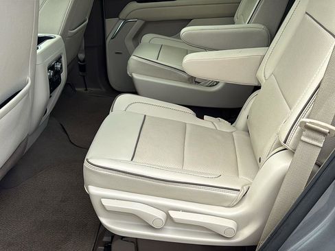 Used 2022 GMC Yukon Denali w/ Max Trailering Package AWD/4WD image 16