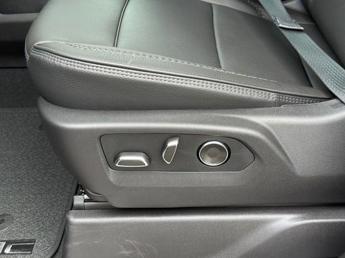 New 2026 GMC Sierra 1500 Denali w/ Denali Reserve Package image 19