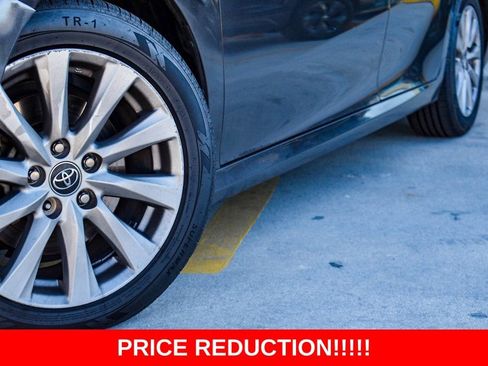 Used 2019 Toyota Camry LE image 4