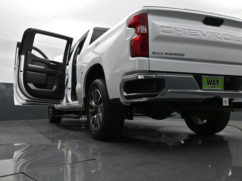 Used 2022 Chevrolet Silverado 1500 LT RWD image 35