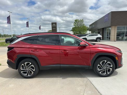 New 2026 Hyundai Tucson Limited AWD/4WD image 7