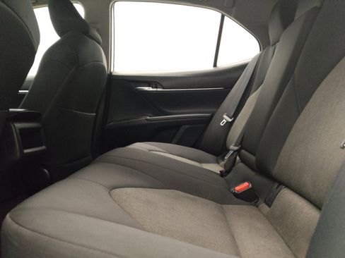Used 2021 Toyota Camry LE w/ Carpet Mat Package (TMS) FWD image 18