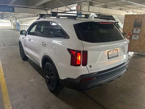 Certified 2023 Kia Sorento S w/ Panoramic Sunroof Package AWD/4WD image 4