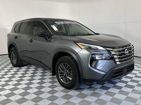 Certified 2024 Nissan Rogue S image 2