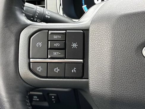Used 2022 Ford F150 Lariat AWD/4WD image 27