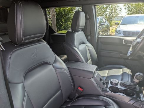 Used 2025 Ford Bronco Outer Banks AWD/4WD image 37