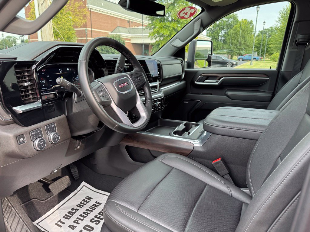 Certified 2025 GMC Sierra 2500 SLT w/ SLT Premium Package AWD/4WD image 13