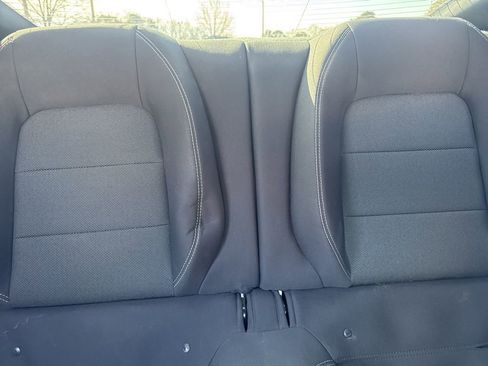 Used 2017 Ford Mustang Coupe image 13