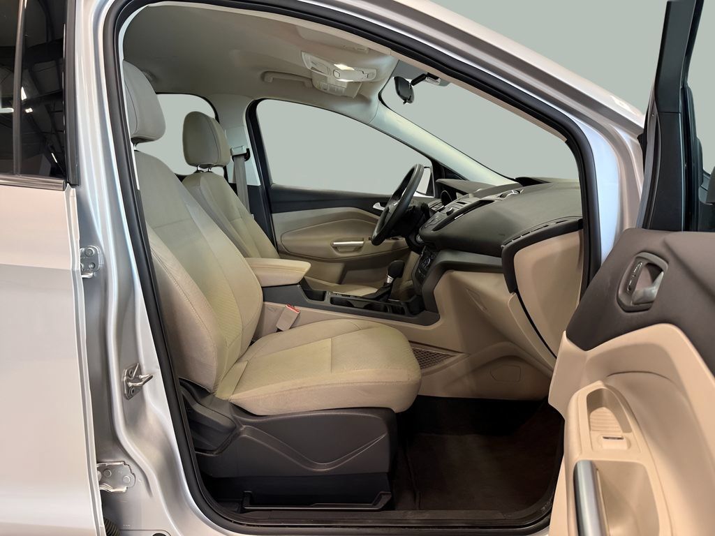 Used 2017 Ford Escape SE FWD image 28