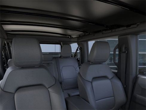 New 2025 Ford Bronco Big Bend w/ Black Diamond Package image 12