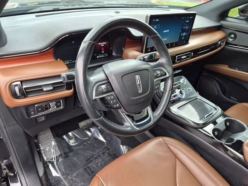 Used 2022 Lincoln Nautilus Reserve w/ Equipment Group 201A AWD/4WD image 11