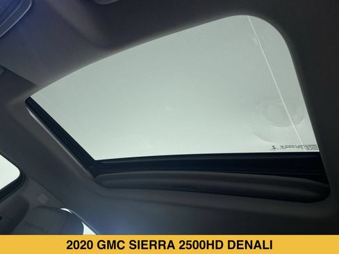 Used 2020 GMC Sierra 2500 Denali w/ Denali Ultimate Package AWD/4WD image 11