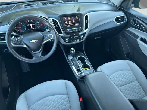 Used 2020 Chevrolet Equinox LS FWD image 9