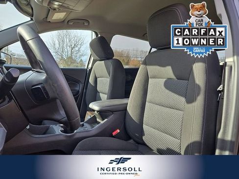 Used 2022 GMC Terrain SLE w/ Driver Convenience Package image 17