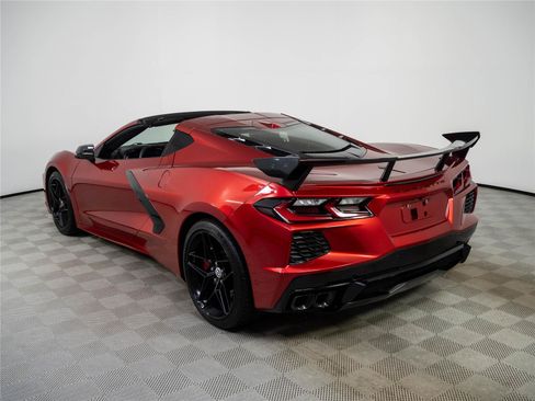Used 2023 Chevrolet Corvette Stingray Preferred Cpe w/ Z51 Performance Package RWD image 3