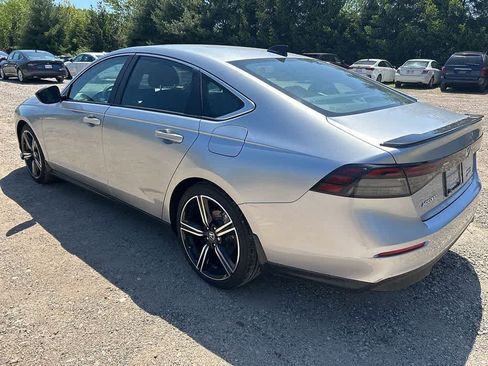 Used 2025 Honda Accord Sport image 6