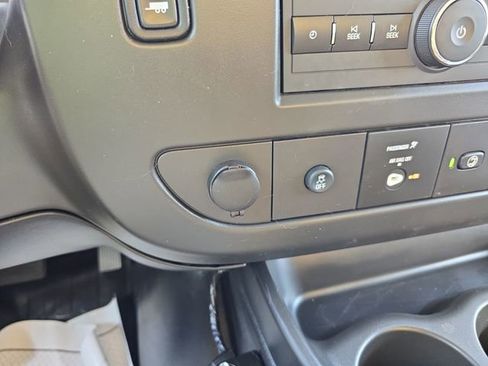 New 2025 GMC Savana 3500 w/ Power Convenience Package image 18