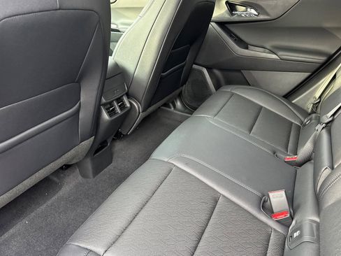 New 2026 Chevrolet Equinox LT w/ Convenience Package II image 11