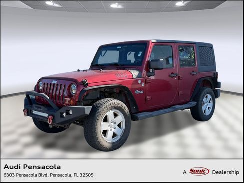 Used 2011 Jeep Wrangler Unlimited Sahara w/ Connectivity Group AWD/4WD image 1