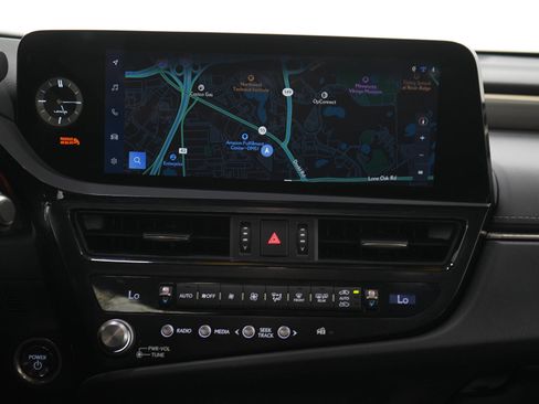 Used 2024 Lexus ES 300h F Sport w/ Accessory Package (Z2) FWD image 17