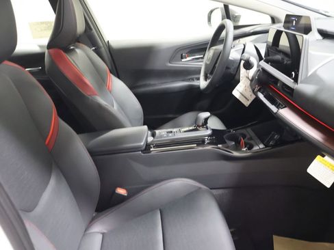 New 2026 Toyota Prius Plug-In Hybrid image 17