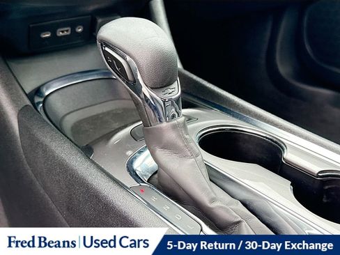 Used 2024 Chevrolet Malibu LT FWD image 24