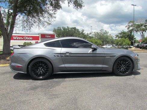 Used 2021 Ford Mustang GT Premium w/ GT Performance Package RWD image 11