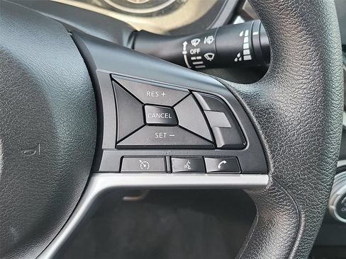 Used 2024 Nissan Altima 2.5 SV FWD image 38
