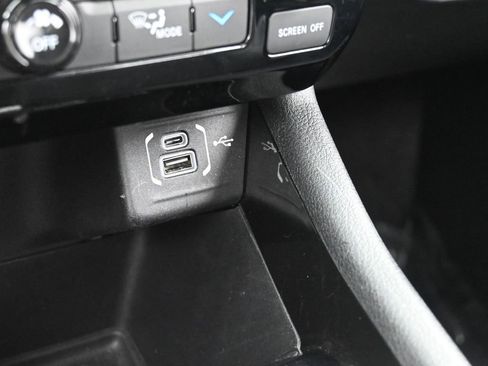 Used 2022 Jeep Compass Trailhawk image 25