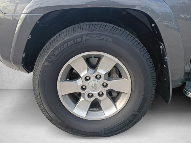 Used 2015 Toyota 4Runner SR5 RWD image 24