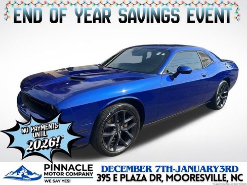 Used 2021 Dodge Challenger SXT w/ Blacktop Package image 4