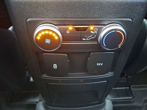 Certified 2022 Ford Explorer XLT w/ Class IV Trailer Tow Package image 11