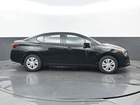 Used 2025 Nissan Versa S w/ Trunk Package FWD image 2