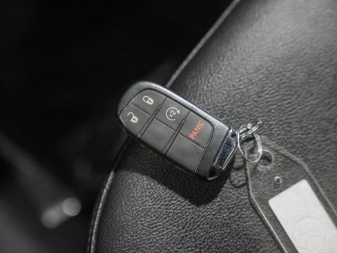 Certified 2024 Jeep Compass Limited w/ Sun and Sound Group image 51