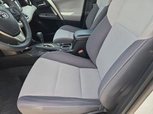 Used 2015 Toyota RAV4 XLE image 15