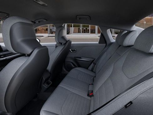 New 2025 Kia K4 GT-Line Turbo FWD image 18