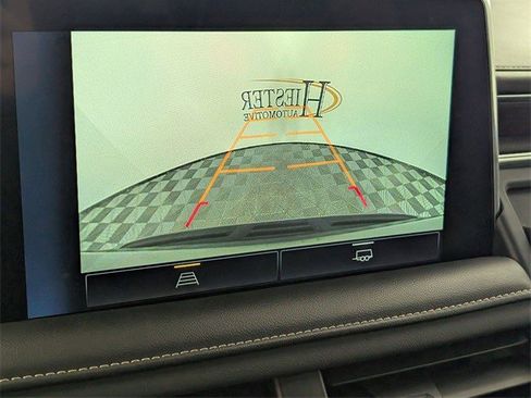 Certified 2023 Chevrolet Suburban Premier image 19