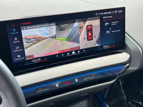 Used 2025 BMW X3 M50 w/ Premium Package image 27