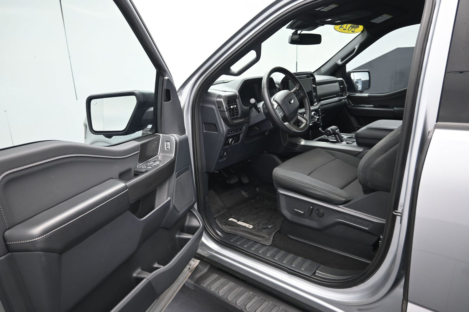 Used 2024 Ford F150 XLT w/ Equipment Group 302A MID AWD/4WD image 10