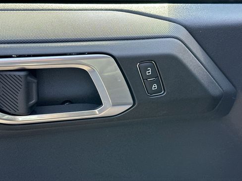 New 2025 Ford Bronco Big Bend image 17